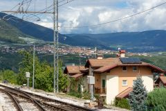 Ferrovia Trento–Malè–Mezzana (Nonstalbahn), Cles