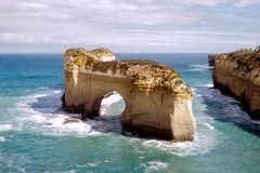 Great Ocean Road; Port Campbell NP; Island Archway