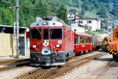 ABe 4/4 52 erreicht Poschiavo. 1990