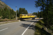 ABe 4/4 30 und 34 mit zwei Pullmanwagen zwischen Bernina Suot und Morteratsch