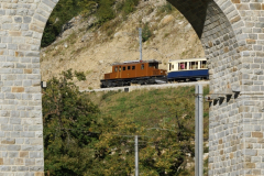 Ge 4/4 182, "Bernina-Krokodil", oberhalb des Kreis-Viadukts von Brusio