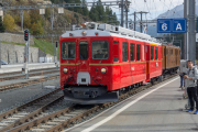 "Goldliner" TW2 ABe 4/4 46 zusammen mit "BB 81" der Museumsbahn Blonay-Chamby (BC) in St. Moritz