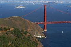 Golden Gate Bridge mit Alcatraz, San Francisco, CA